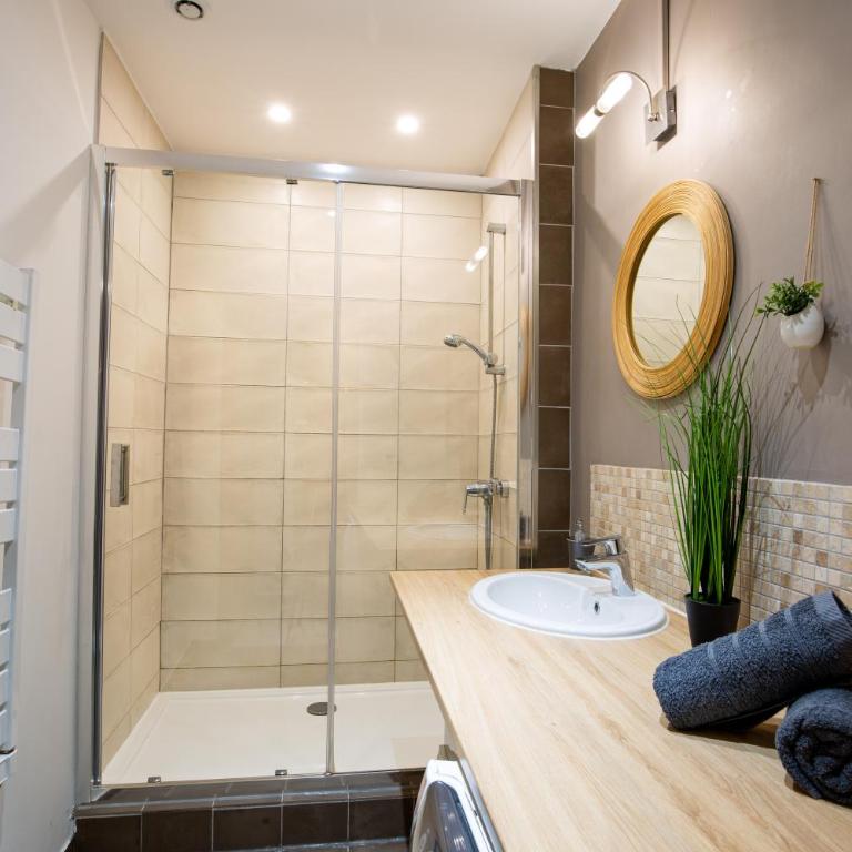 Centre Historique- FREE Parking-WIFI-CAMPAGNE CHIC- SLEEPNTRIPBEZIERS - Apartment mit 3 Schlafzimmern - 16