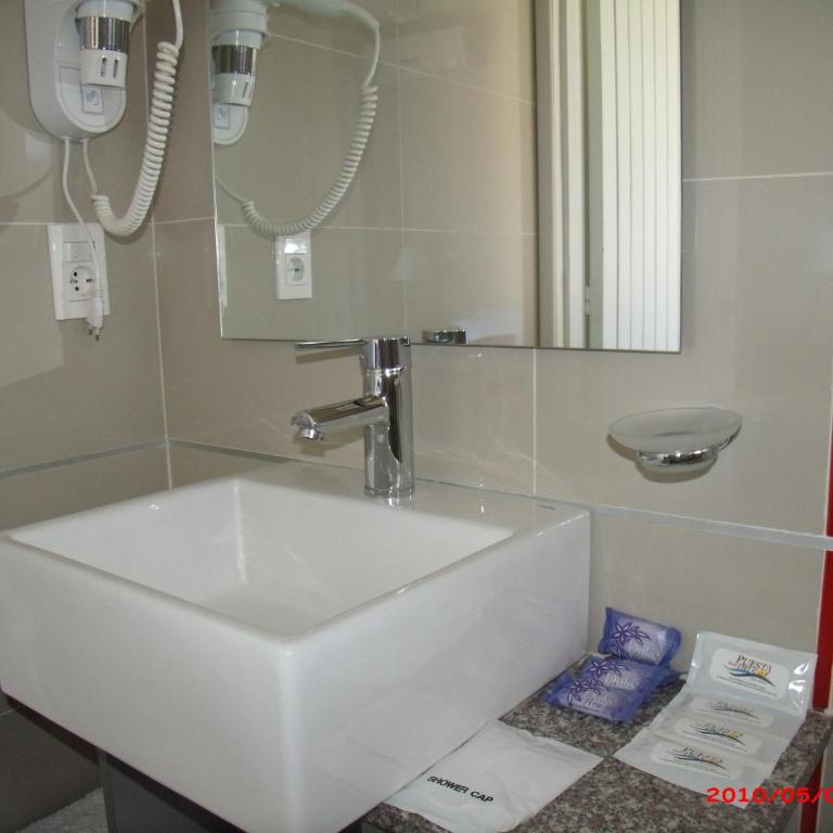 Hotel Puesta del Sol - Habitación Cuádruple Estándar - 2