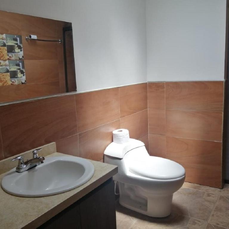Casa Quinta Villa Carolita - Casa Unifamiliar de 3 dormitorios - 24