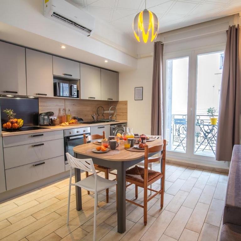 Centre Historique -FREE Parking-WIFI-NETFLIX-ZEN&COSY-SLEEPNTRIPBEZIERS - Appartement 1 Chambre - 34