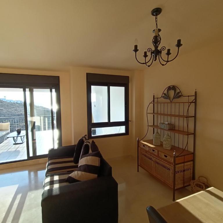El sol Espanol - One-Bedroom Apartment - 12