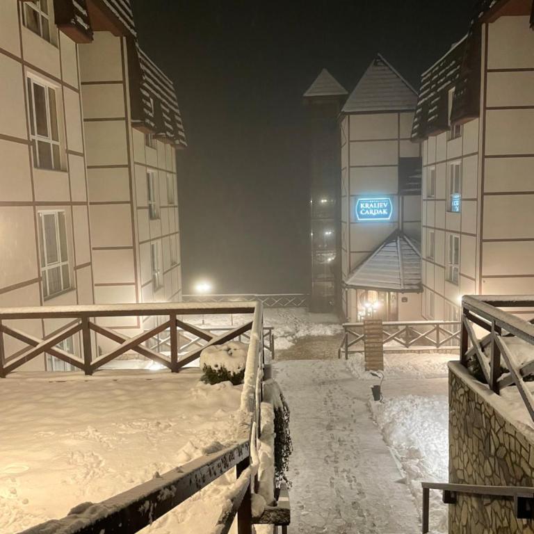 Apartman 33 Kraljevi Čardaci - Studio Apartment - 1