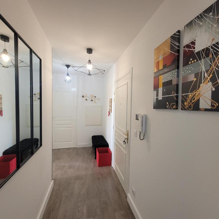 Le Palmier d'Azur - Fréjus Cais - Wi-Fi - Two-Bedroom Apartment - 11