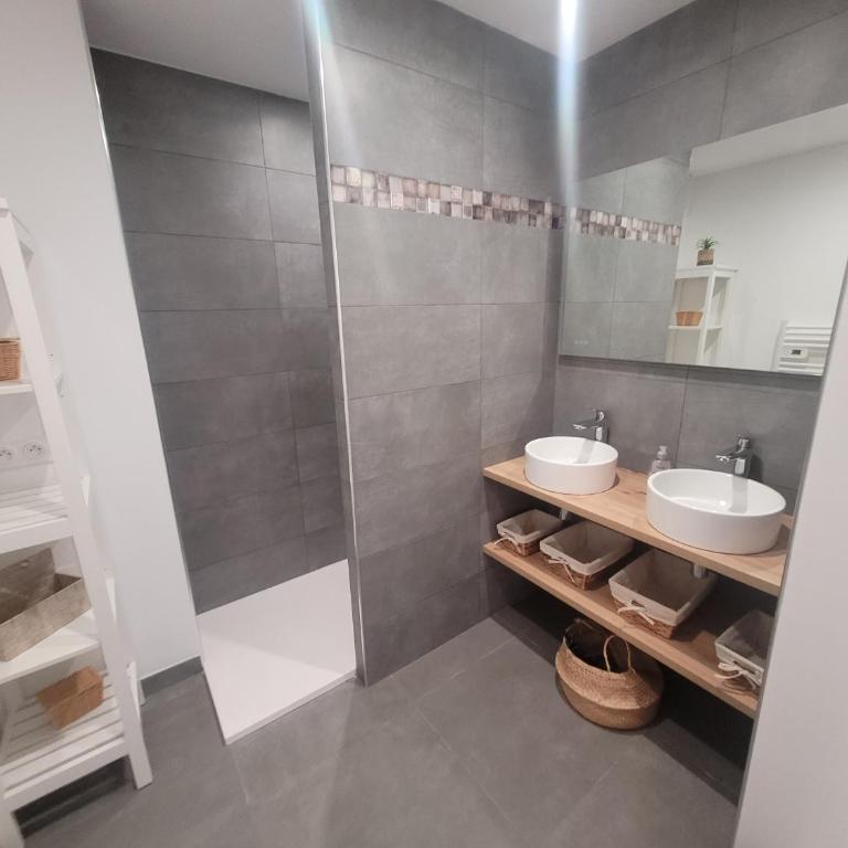 Le Palmier d'Azur - Fréjus Cais - Wi-Fi - Two-Bedroom Apartment - 15