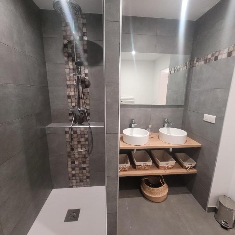 Le Palmier d'Azur - Fréjus Cais - Wi-Fi - Two-Bedroom Apartment - 17
