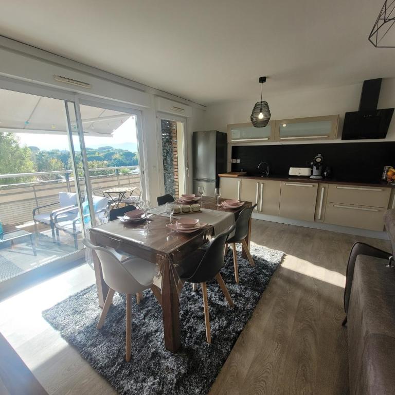 Le Palmier d'Azur - Fréjus Cais - Wi-Fi - Two-Bedroom Apartment - 5