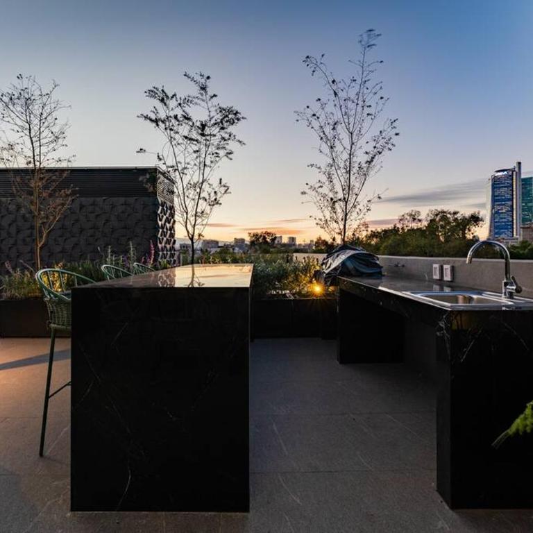 Modern apt w/balcony, pingpong table, roof top,gym - Apartamento de 2 dormitorios - 13
