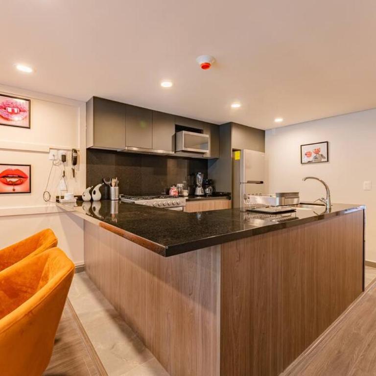 Modern apt w/balcony, pingpong table, roof top,gym - Apartamento de 2 dormitorios - 22