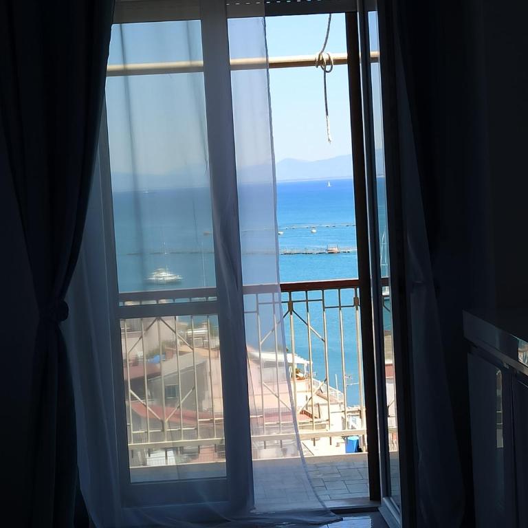 Blue Eyes L'INCANTESIMO SUL MARE - Appartamento con 2 Camere da Letto - 13