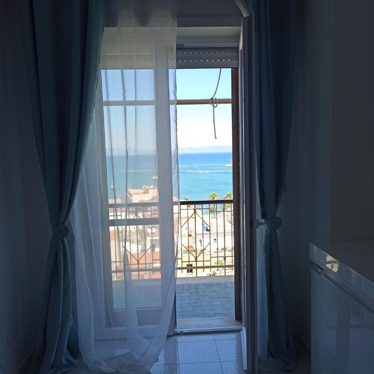 Blue Eyes L'INCANTESIMO SUL MARE - Appartamento con 2 Camere da Letto - 53