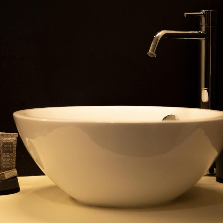 Nostrale bnb - Camera Matrimoniale con Bagno Privato - 13