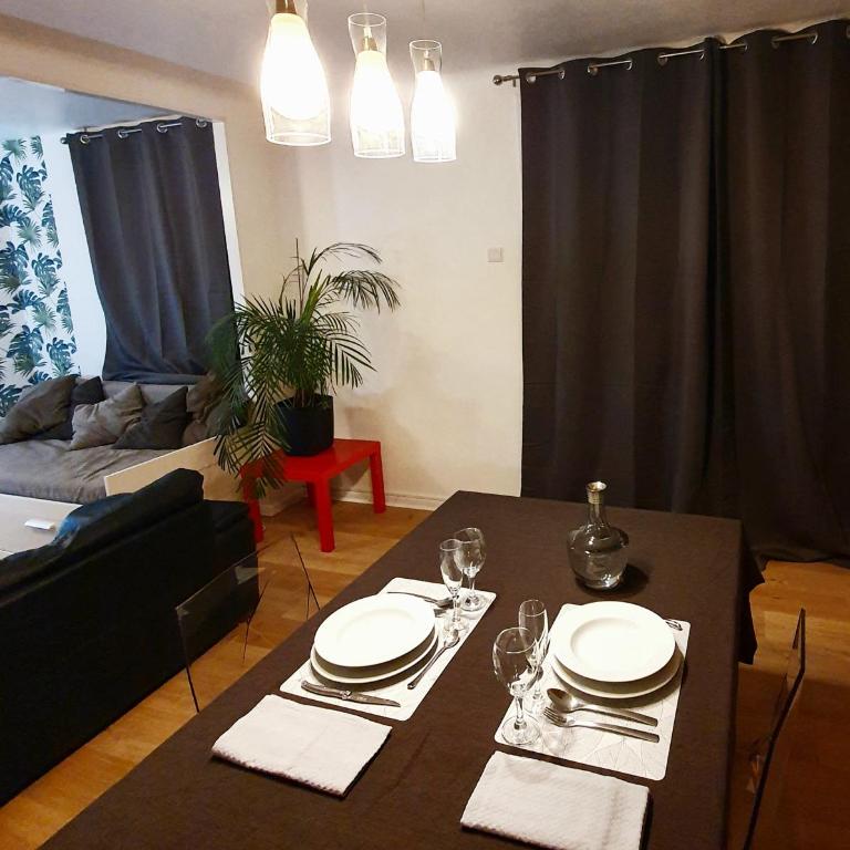 Maison confortable, terrasse et jardin à Amiens - Maison 2 Chambres - 12