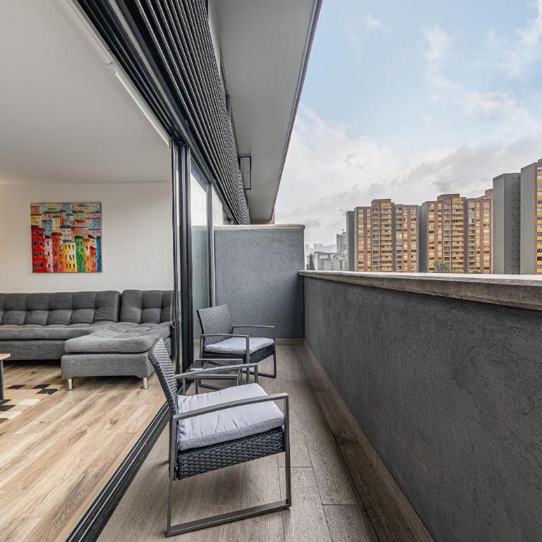 Go Living & Suites by HOUSY - Apartamento con balcón - 1