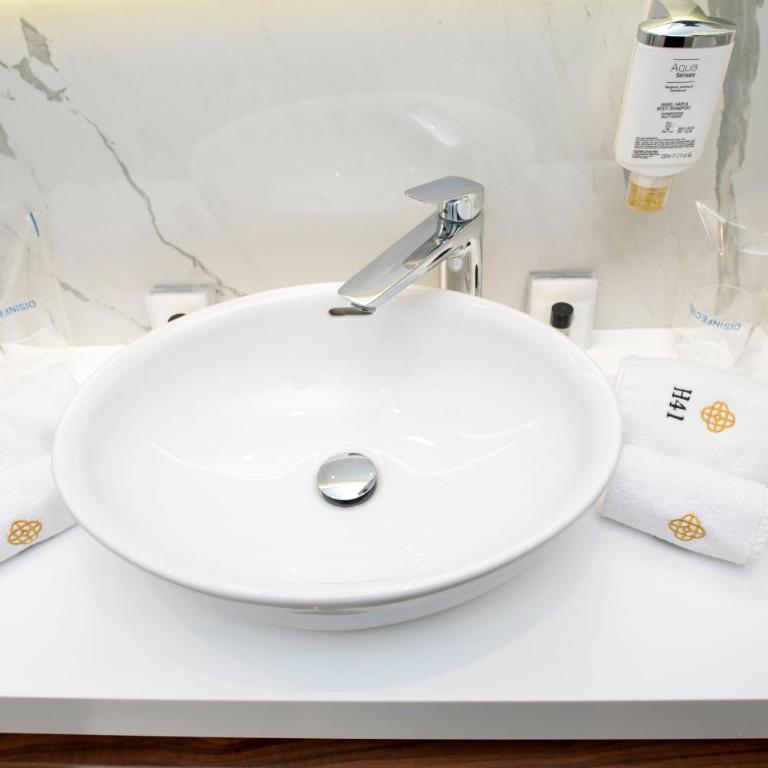 H41 Luxury Suites - Junior Suite - 8