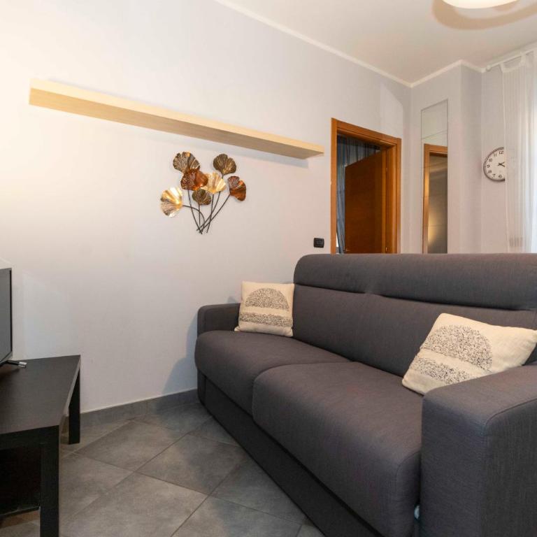 GuestHost - Miglietti Apt a few steps from Piazza Statuto! - One-Bedroom Apartment - 13
