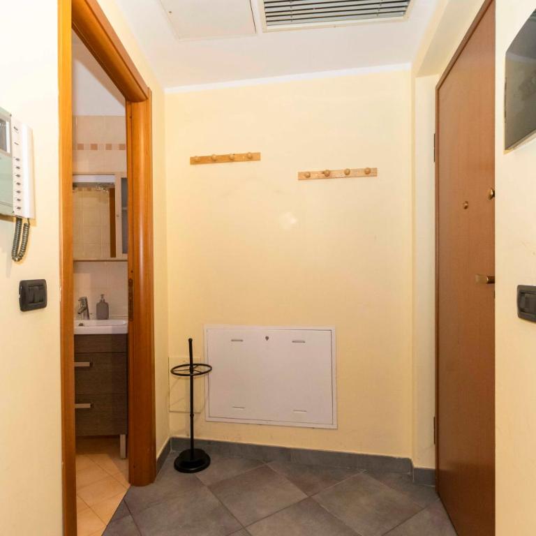 GuestHost - Miglietti Apt a few steps from Piazza Statuto! - One-Bedroom Apartment - 26