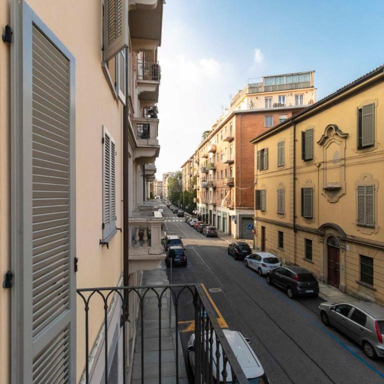 GuestHost - Miglietti Apt a few steps from Piazza Statuto! - One-Bedroom Apartment - 38