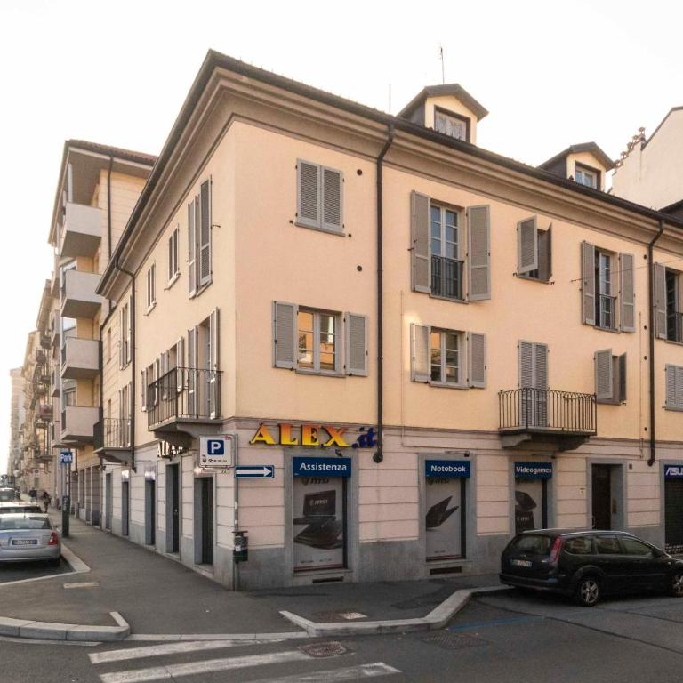 GuestHost - Miglietti Apt a few steps from Piazza Statuto! - One-Bedroom Apartment - 35