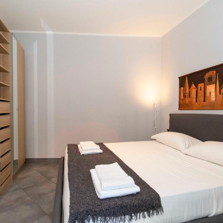 GuestHost - Miglietti Apt a few steps from Piazza Statuto! - One-Bedroom Apartment - 9