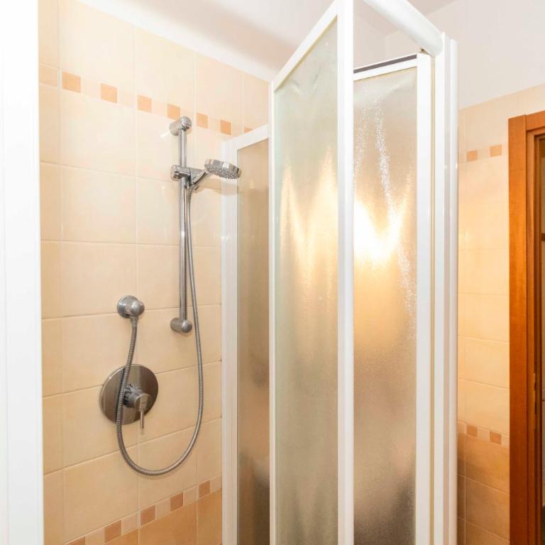 GuestHost - Miglietti Apt a few steps from Piazza Statuto! - One-Bedroom Apartment - 23