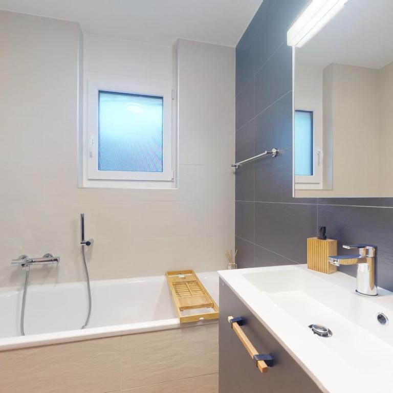 Spacious apartment - beautiful terrace with view - Apartment mit 2 Schlafzimmern - 3