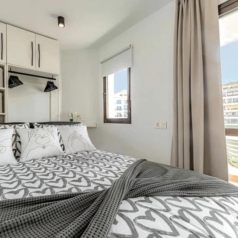 Tenerifeopenhome Central corner relax, wifi, breakfast, beach Los Cristisnos - Two-Bedroom Apartment - 15