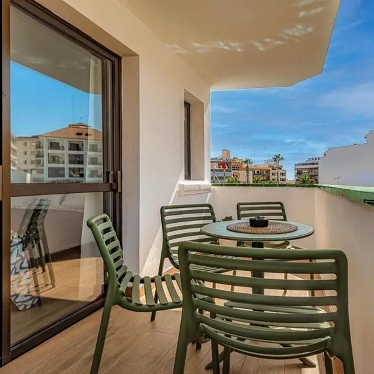 Tenerifeopenhome Central corner relax, wifi, breakfast, beach Los Cristisnos - Two-Bedroom Apartment - 28