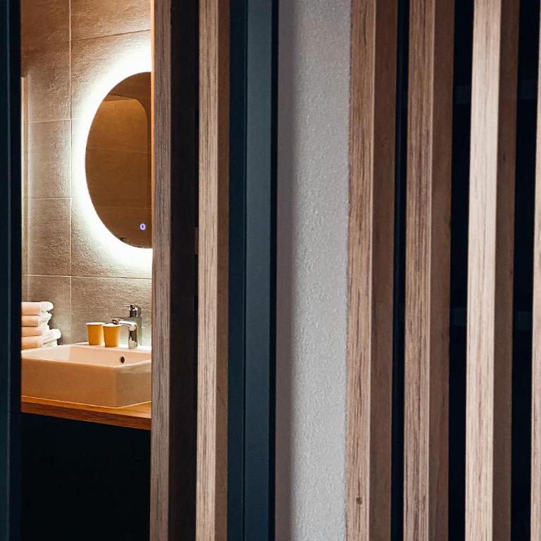Ibis Styles Crolles Grenoble A41 - Zweibettzimmer - 5