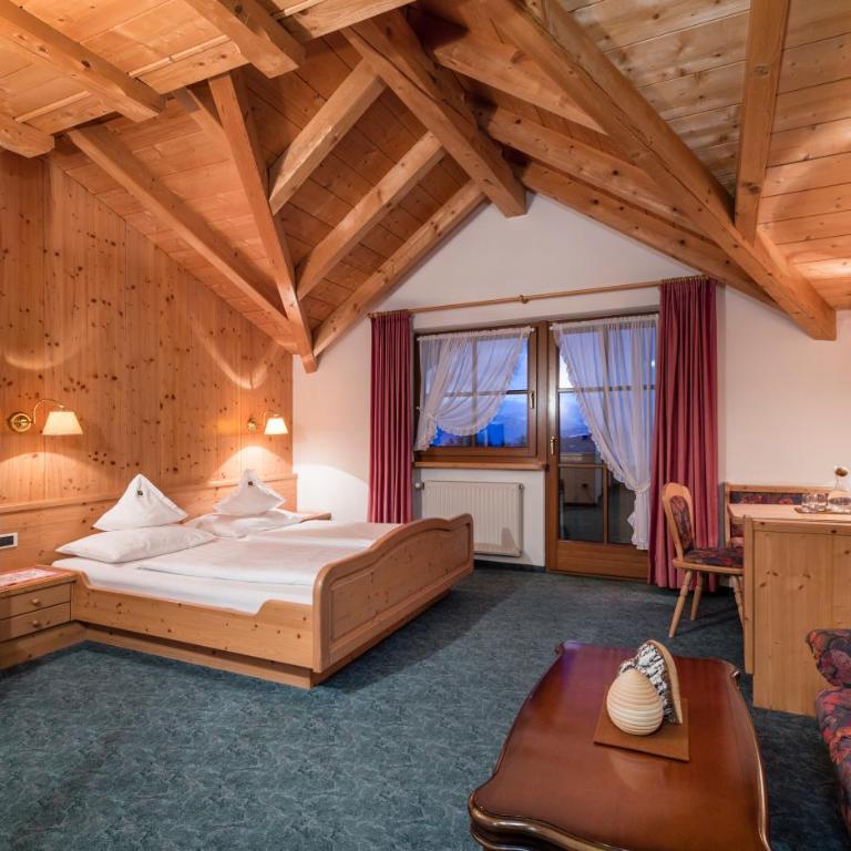 Hotel Peter - Chambre Double avec Balcon - 3
