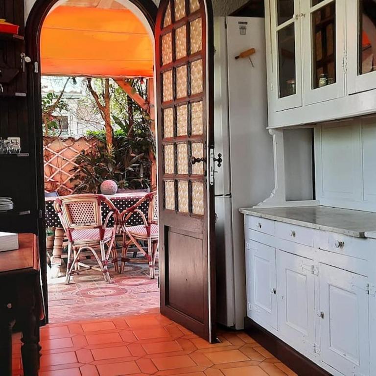 Villa d'Artiste avec 2 chambres et 2 salles de bain privées - Two-Bedroom House - 2