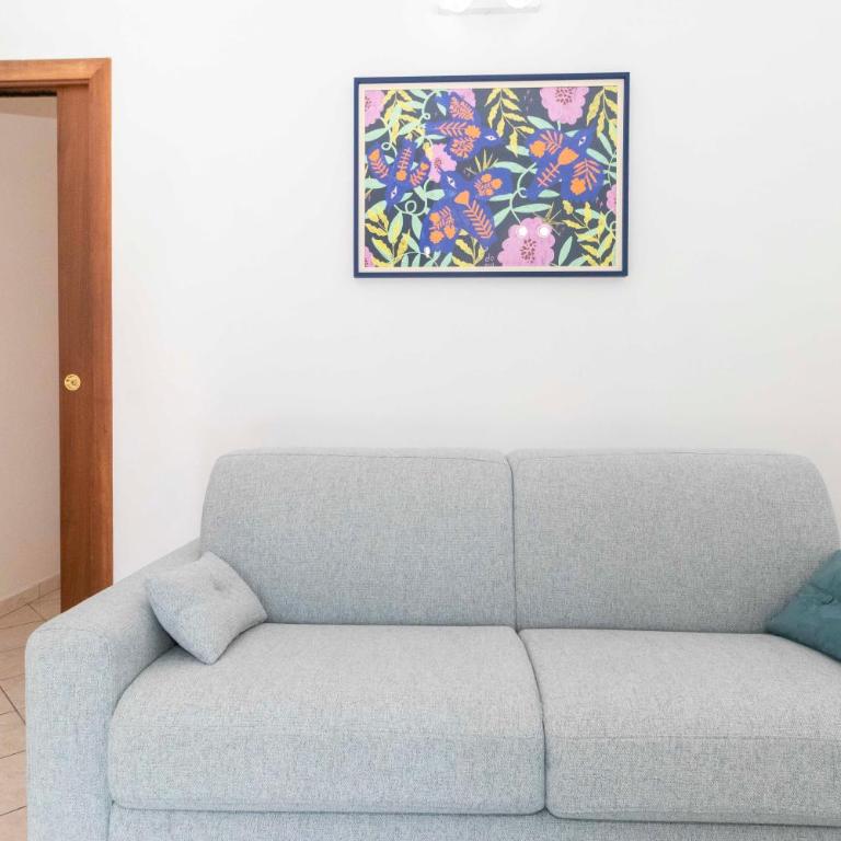GuestHost - Colourful Flat San Donato - Appartamento con 1 Camera da Letto - 2