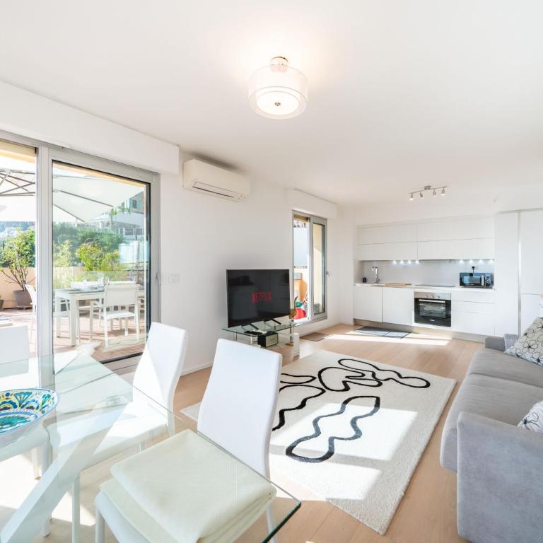 Baie Roquebrune - Vue mer - Parking - AJ - Appartement 2 Chambres - 10