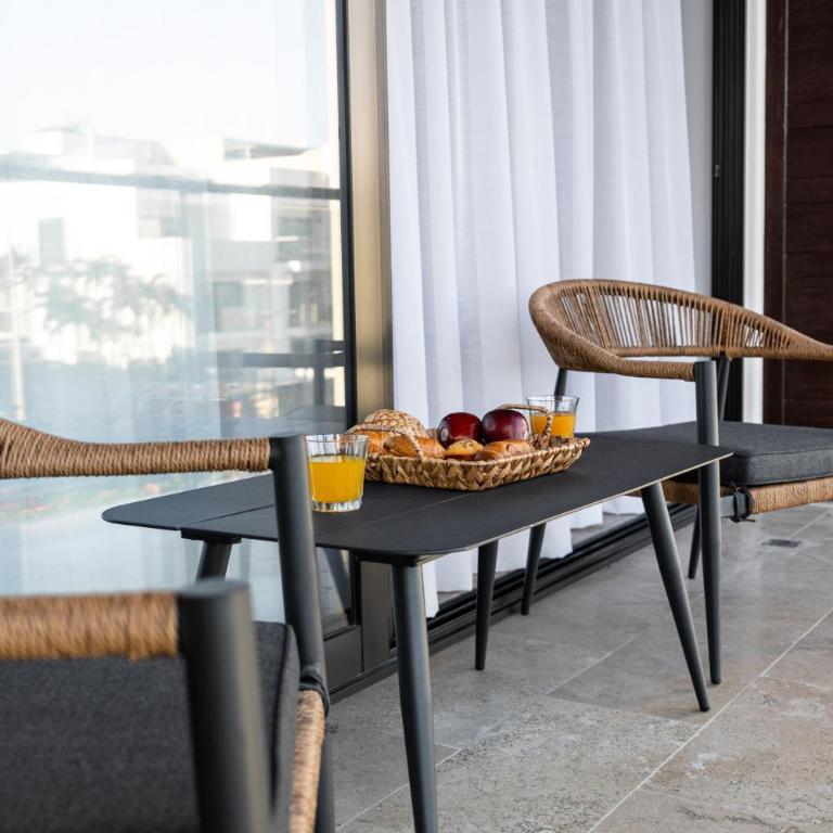New & Equipped Apartment Steps From The Beach With Pool Jacuzzi By Yeah - Two-Bedroom Apartment - 7