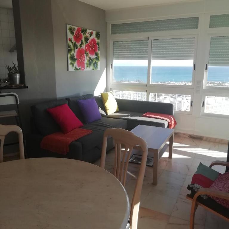 Magnifique vue à 100m de la plage - Three-Bedroom Apartment - 27