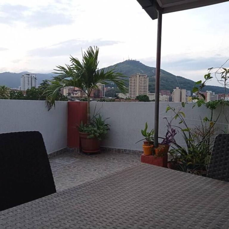 Apartamento con linda terraza en San Antonio - Apartamento con terraza - 3