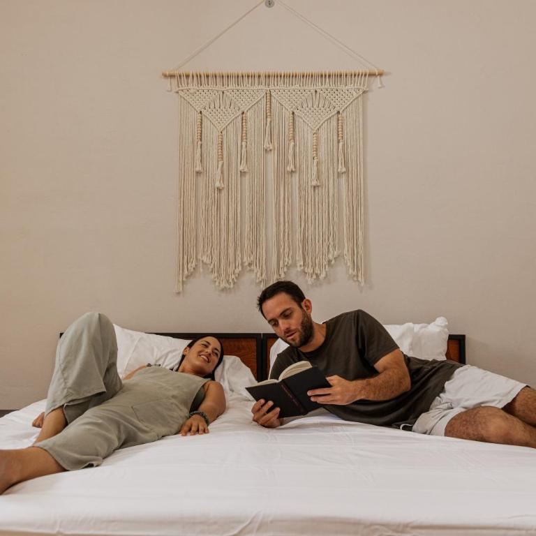 Caleta Hostel Rooftop & Pool - Deluxe Room - 3