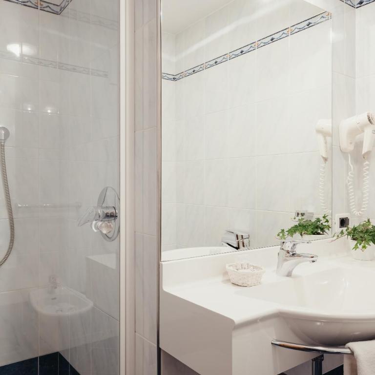 Oberaldoss Residence Wellness - Appartamento con Vista e Balcone - 1