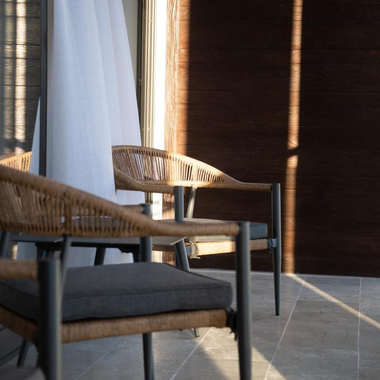 New & Equipped Apartment Steps From The Beach With Pool Jacuzzi By Yeah - Two-Bedroom Apartment - 32