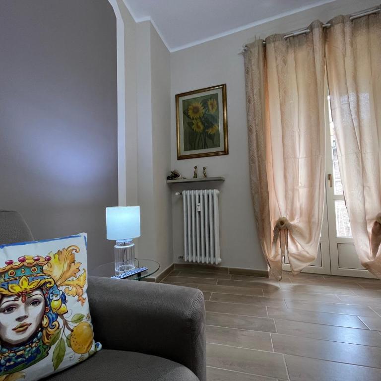 ATTICO BRICCARELLO -Intero Appartamento- Elegant Suite with FREE WIFI, near Inalpi Arena and Sporting Club Torino-Olimpyc Stadium - Appartamento con 1 Camera da Letto - 7
