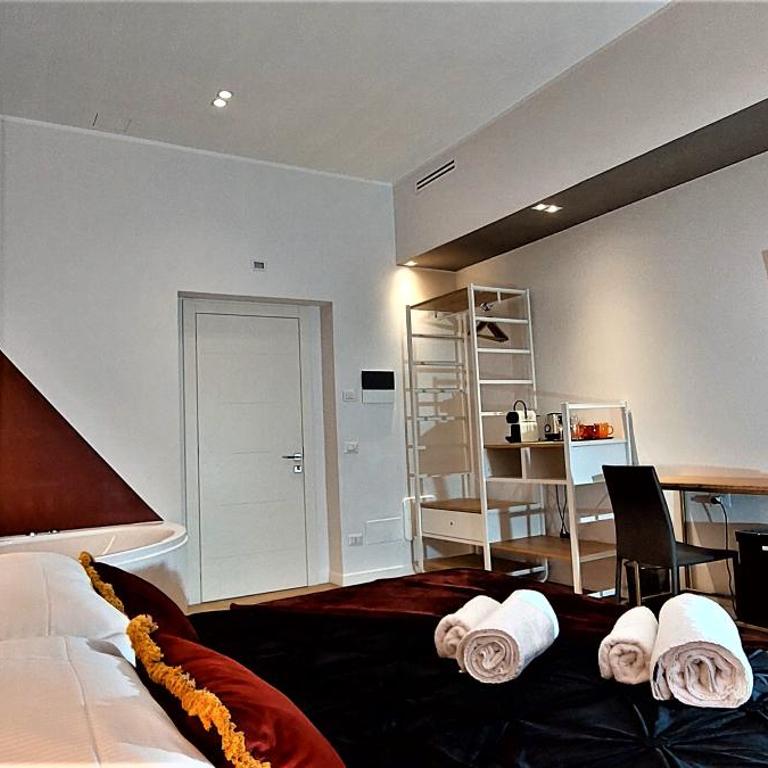 Vatican Rome Suite - Zimmer mit Kingsize-Bett und Whirlpool - 3