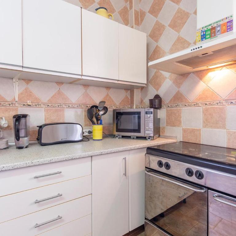 Amazing Apartment In Manilva - Casa Vacacional de 3 dormitorios - 5