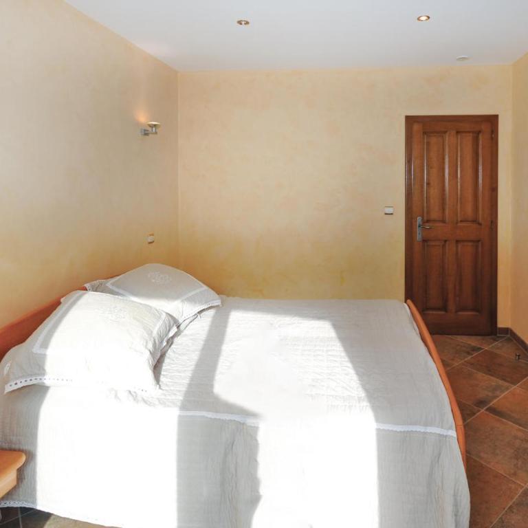 Stunning Home In Saint Raphael - Casa Vacanze con 4 Camere da Letto - 26