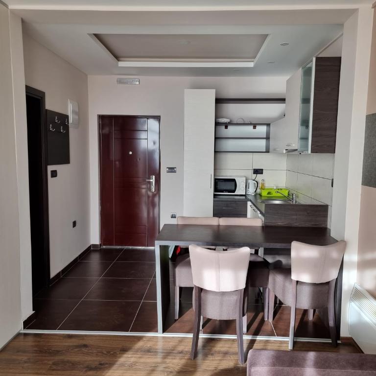 Sweet Kop of Milmari - Apartment with Mountain View - 14
