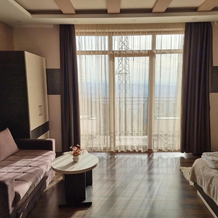 Sweet Kop of Milmari - Apartment with Mountain View - 3