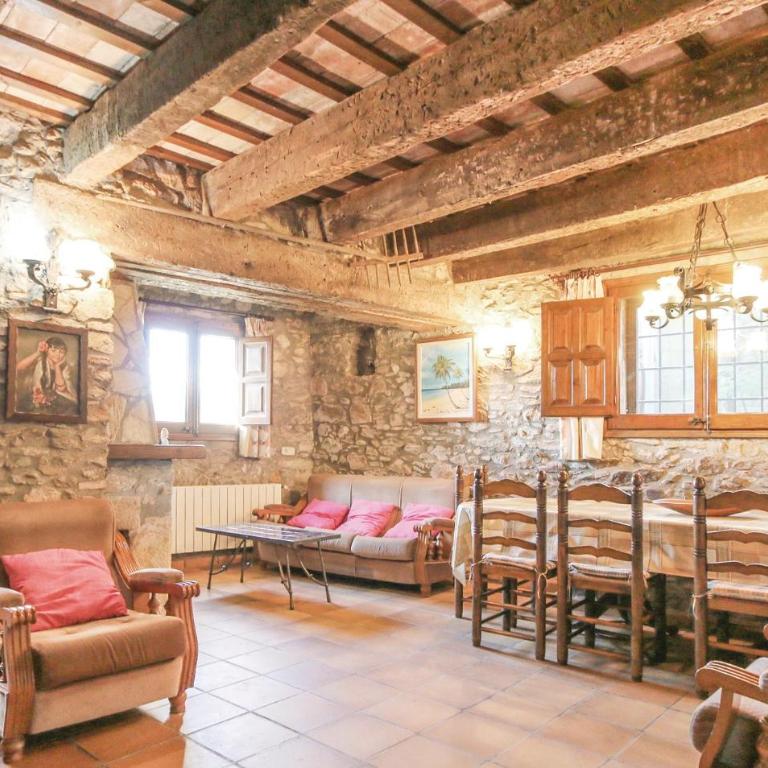 Gorgeous Home In Calonge - Casa de vacaciones de 5 dormitorios - 2