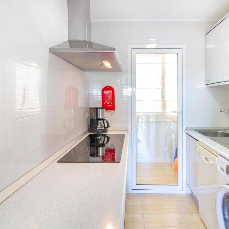 Stunning Apartment In Santa Pola - Apartamento de 3 dormitorios - 5