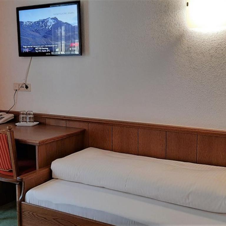 Hotel Garni Belvedere - Dreibettzimmer - 6