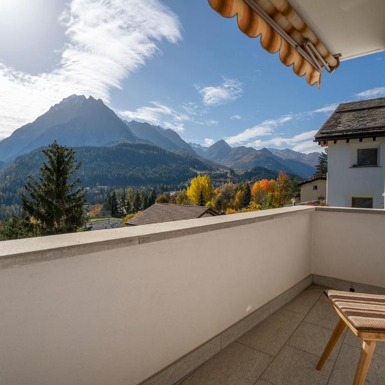 Chasa Nalains - Apartment mit Blick auf die Berge - 14