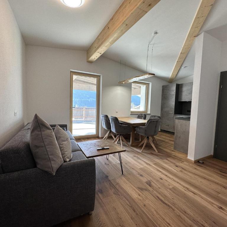 Appart Anna - Apartamento de 2 dormitorios con ducha - 2