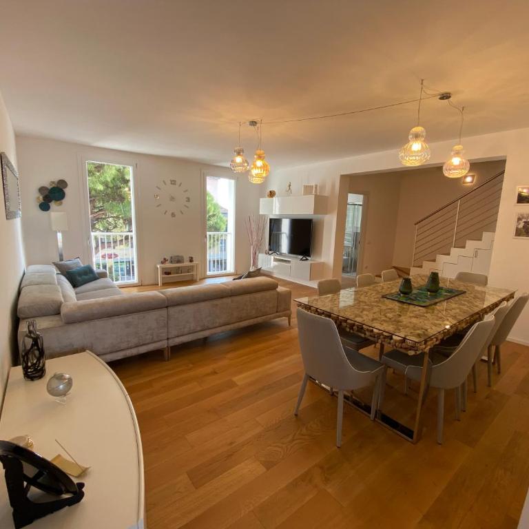 Beatrice Luxury Home - Appartamento con 3 Camere da Letto - 5